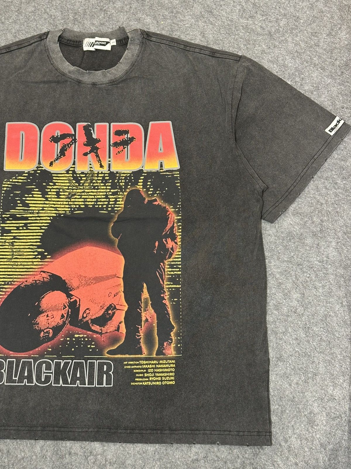 Other Donda Blackair washed t-shirt inspired by Akira. Size US L / EU 52-54 / 3 - 5 Thumbnail