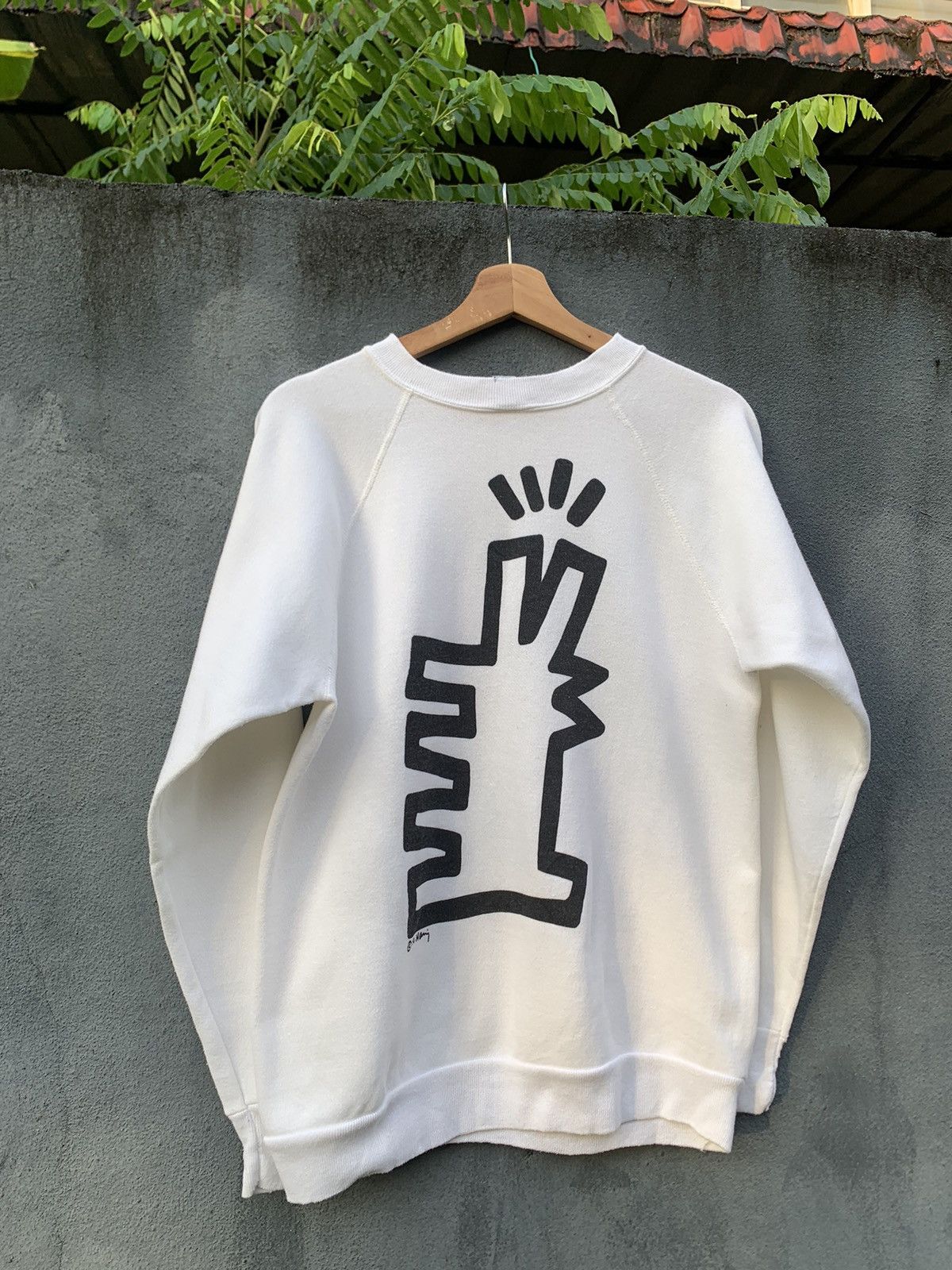 Keith Haring Vintage Keith Haring White Tee Crewneck Sweater Size US M / EU 48-50 / 2 - 8 Thumbnail