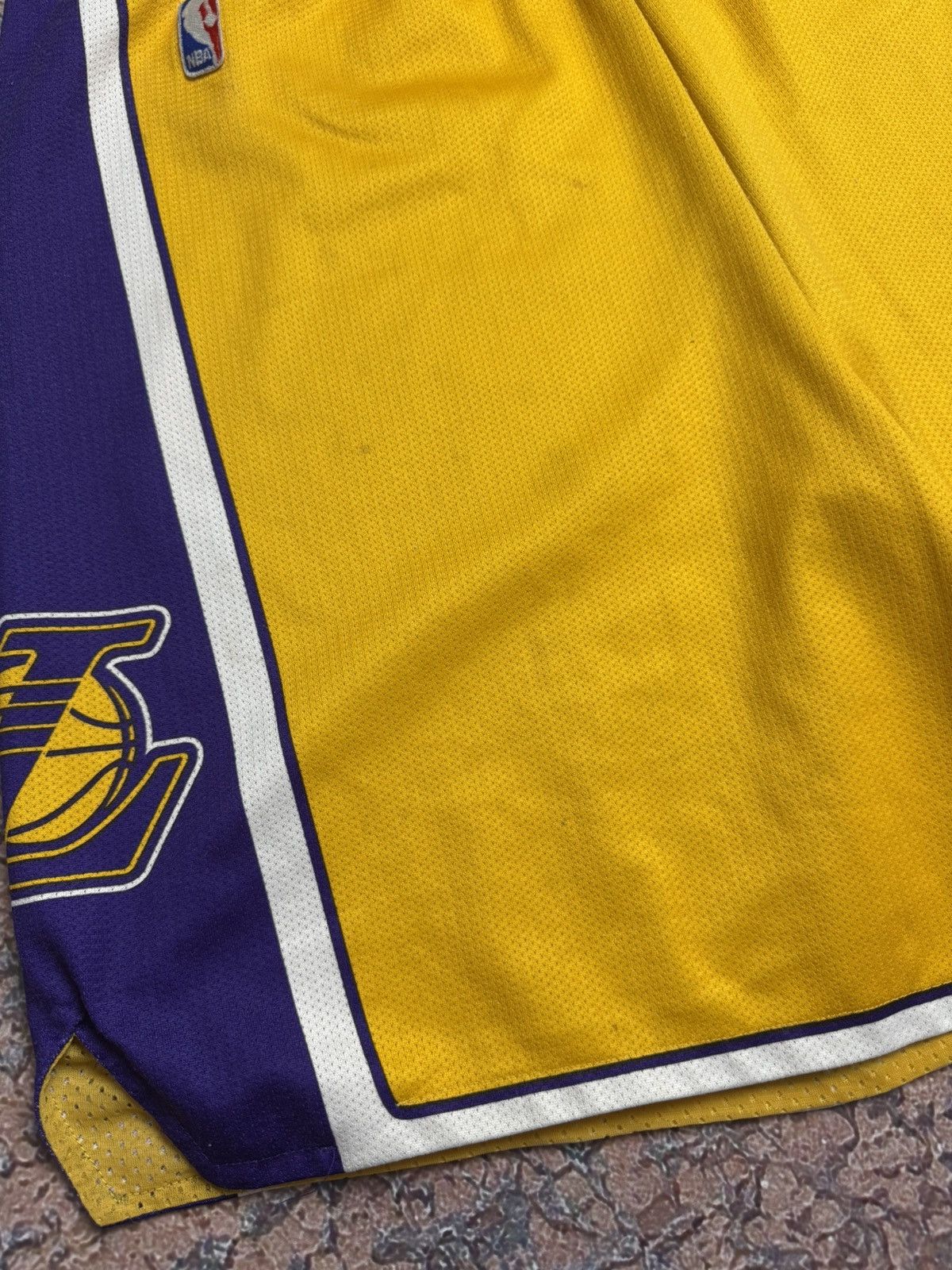 Champion LA Lakers Champion shorts M Size US 32 / EU 48 - 2 Thumbnail