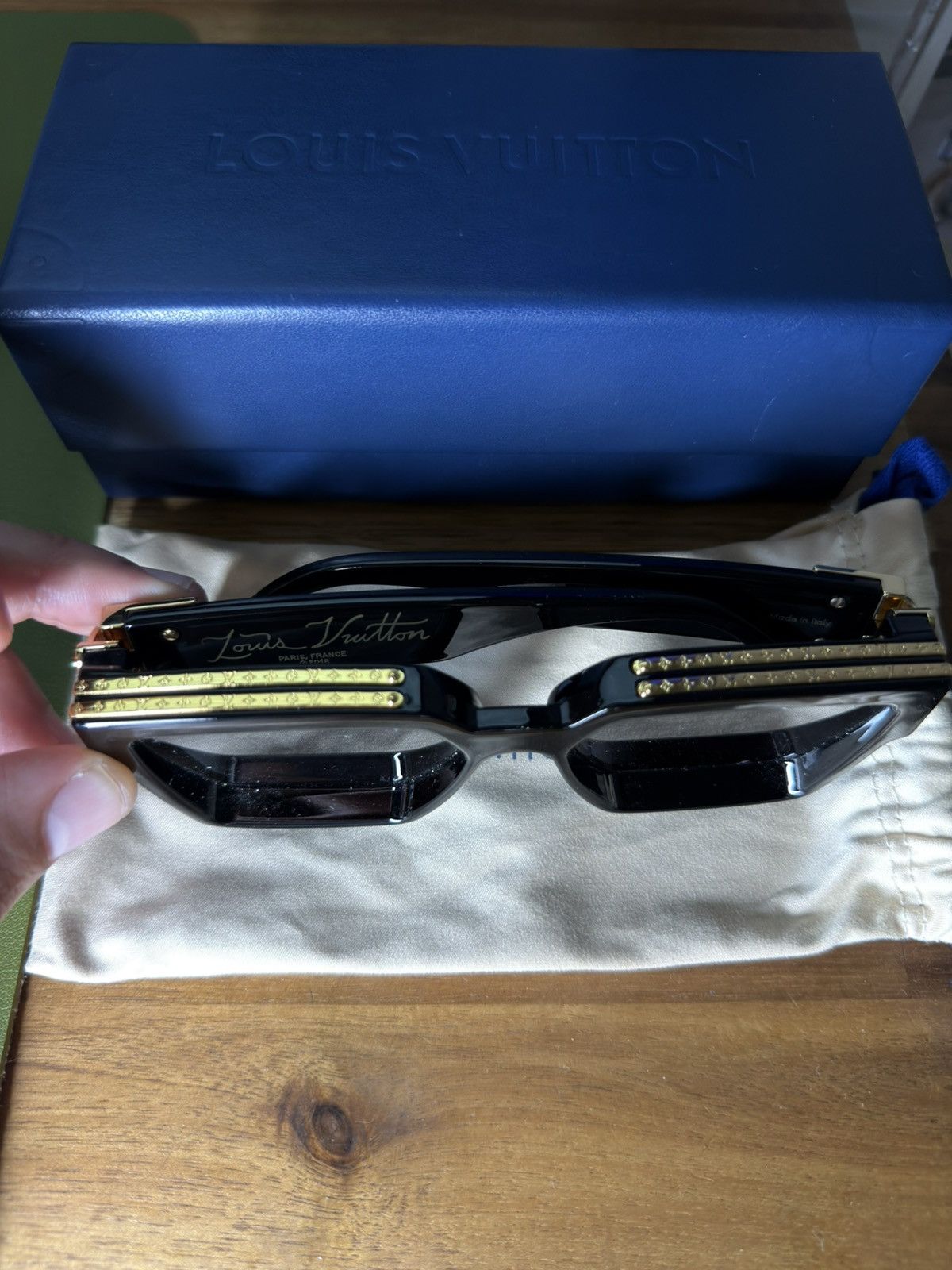 Louis Vuitton Louis Vuitton 1.1 Millionaires Sunglasses (W)- Black Size ONE SIZE - 4 Thumbnail