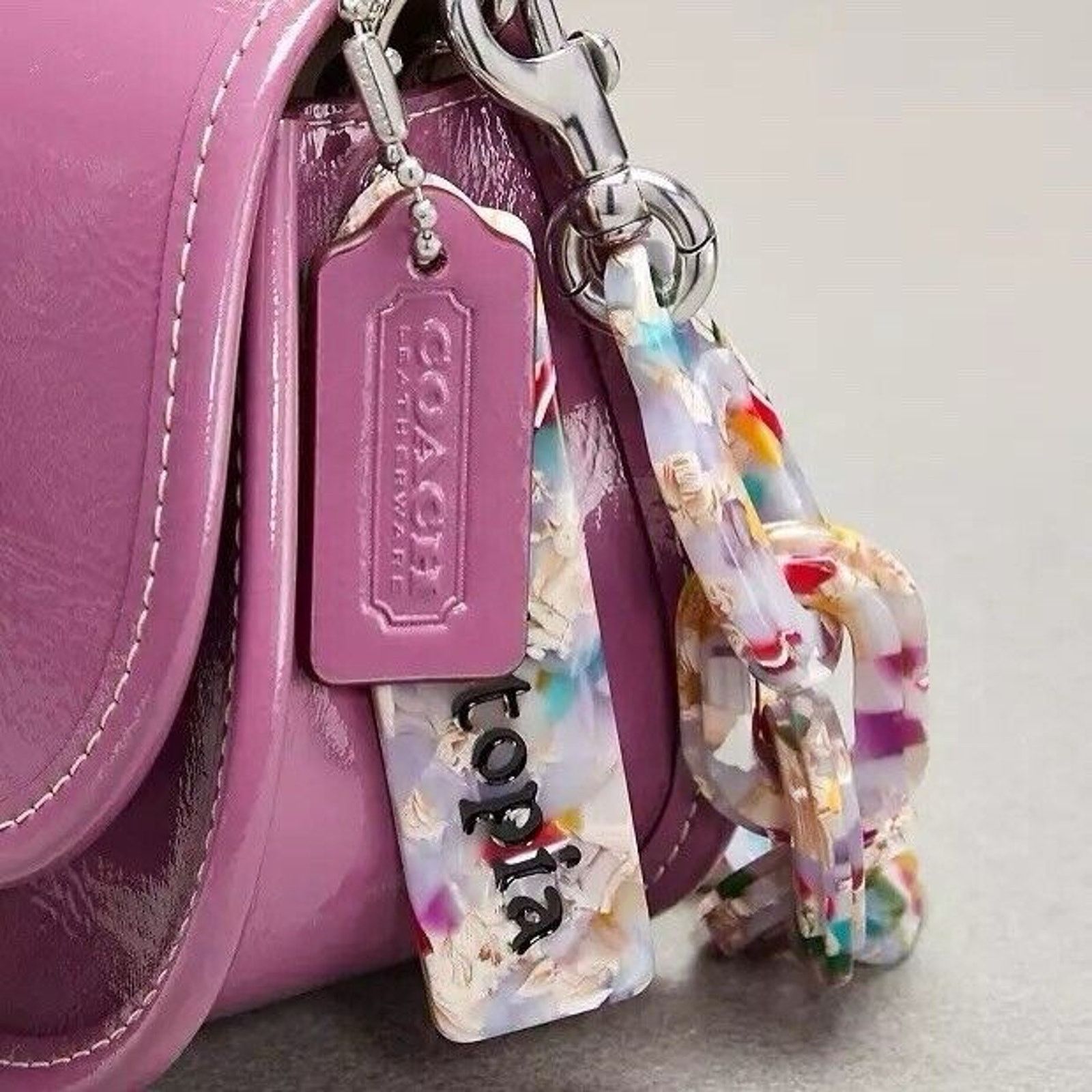 Coach NWT Coach Wavy Dinky Bag In Crinkle CQ056 Berry Size ONE SIZE - 7 Thumbnail