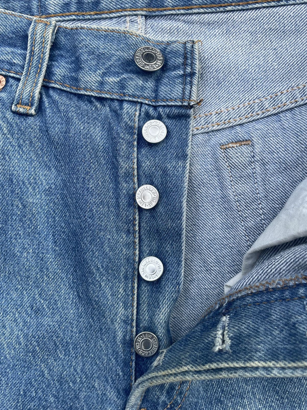 Levi's Vintage 1990 Levis 501 e Usa Size US 30 / EU 46 - 20 Thumbnail