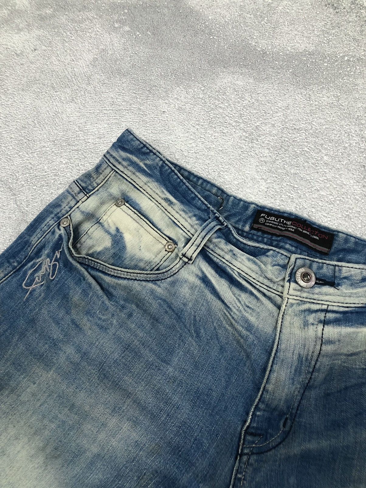 If Six Was Nine × Japanese Brand × Le Grande Bleu (L.G.B.) 2000s Fubu Baggy Faded Dyed Denim Pants Size US 34 / EU 50 - 4 Thumbnail