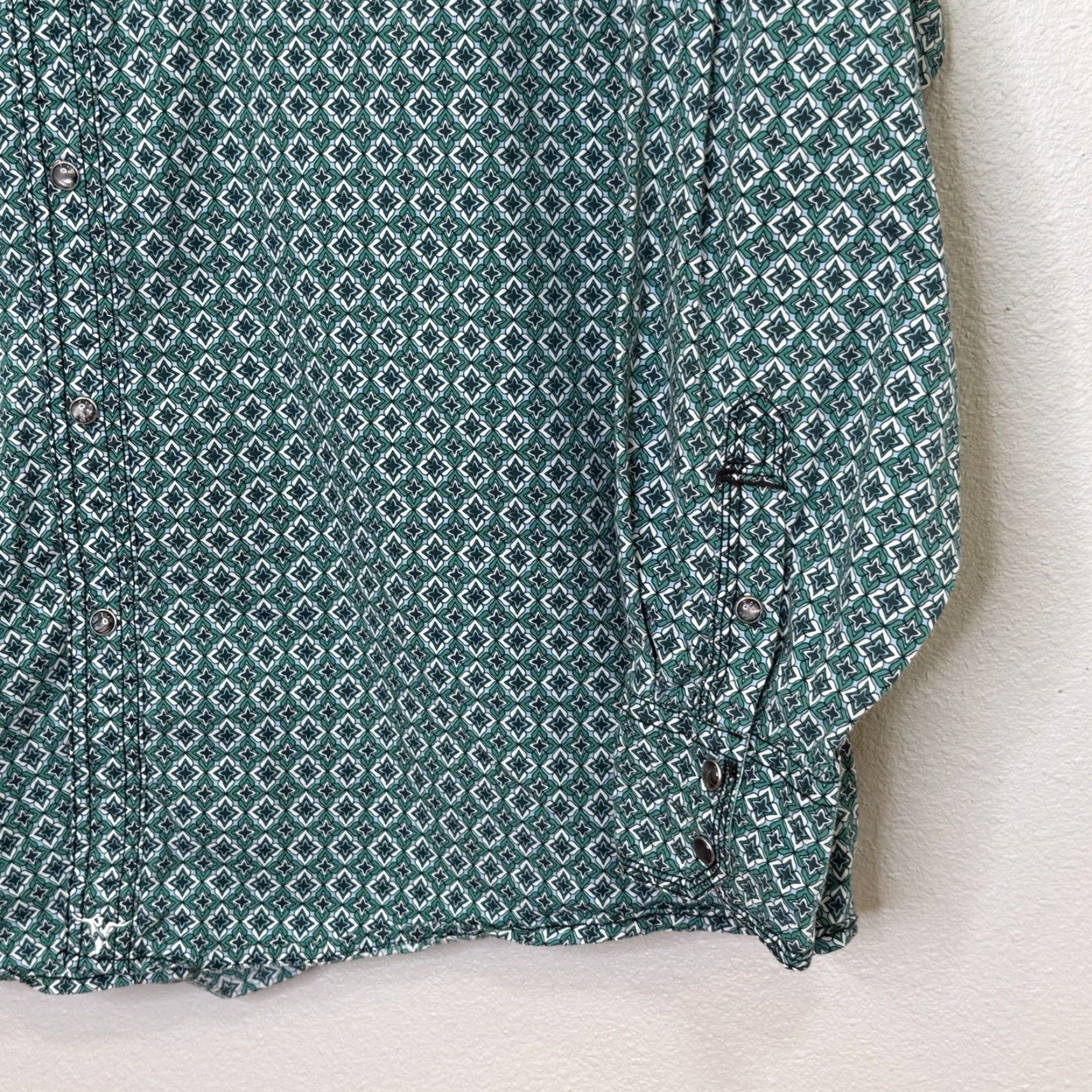 Wrangler VINTAGE Wrangler 20X Pearl Snap Shirt Mens XXL Green Geometric Print Western Competition Comfort Shirt Size US XXL / EU 58 / 5 - 3 Thumbnail