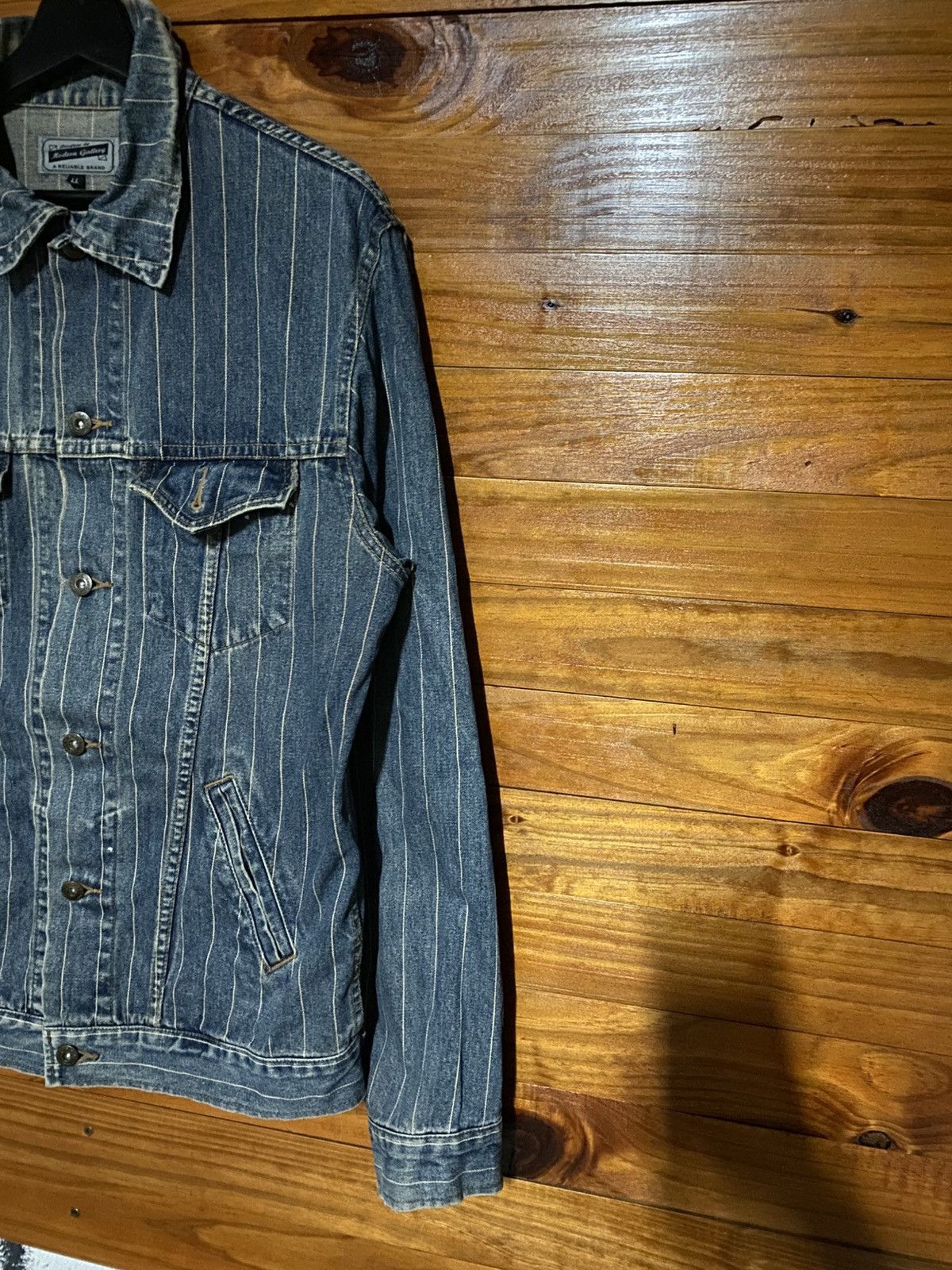 Japanese Brand Vintage Modern Gallery Pinstripe Denim Jacket – 90s Workwear Size US XL / EU 56 / 4 - 6 Thumbnail