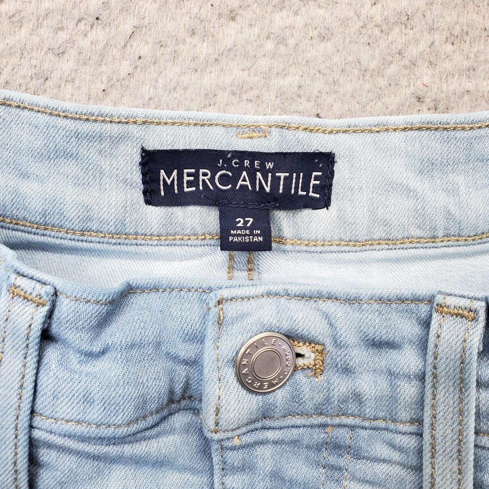 J.Crew J.Crew Mercantile Jeans Womens Size 27 Blue Denim Straight Leg Streetwear Grunge Jeans Womens 27 Blue Denim Straight Shirt? Size 27" / US 4 / IT 40 - 7 Thumbnail
