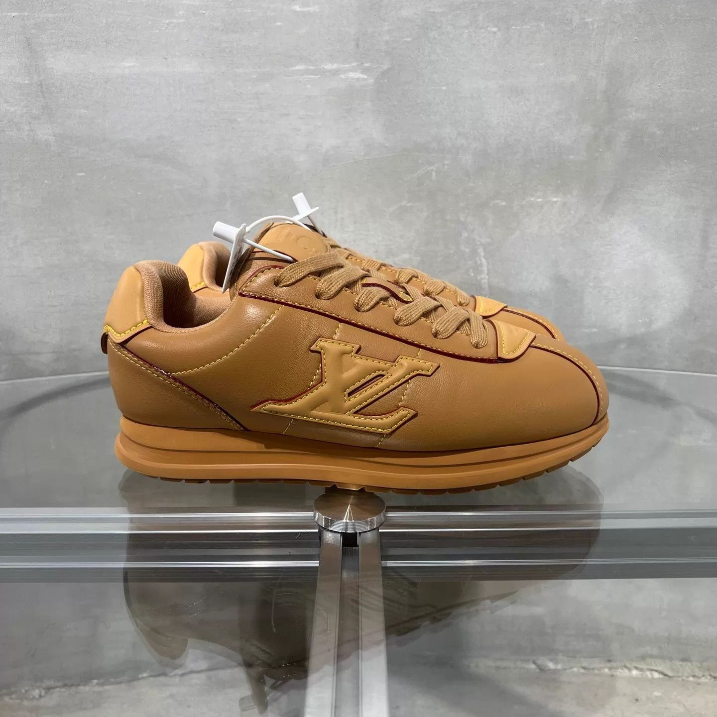 Louis Vuitton LV Brown UK8 Sneaker Size US 9 / EU 42 - 4 Thumbnail