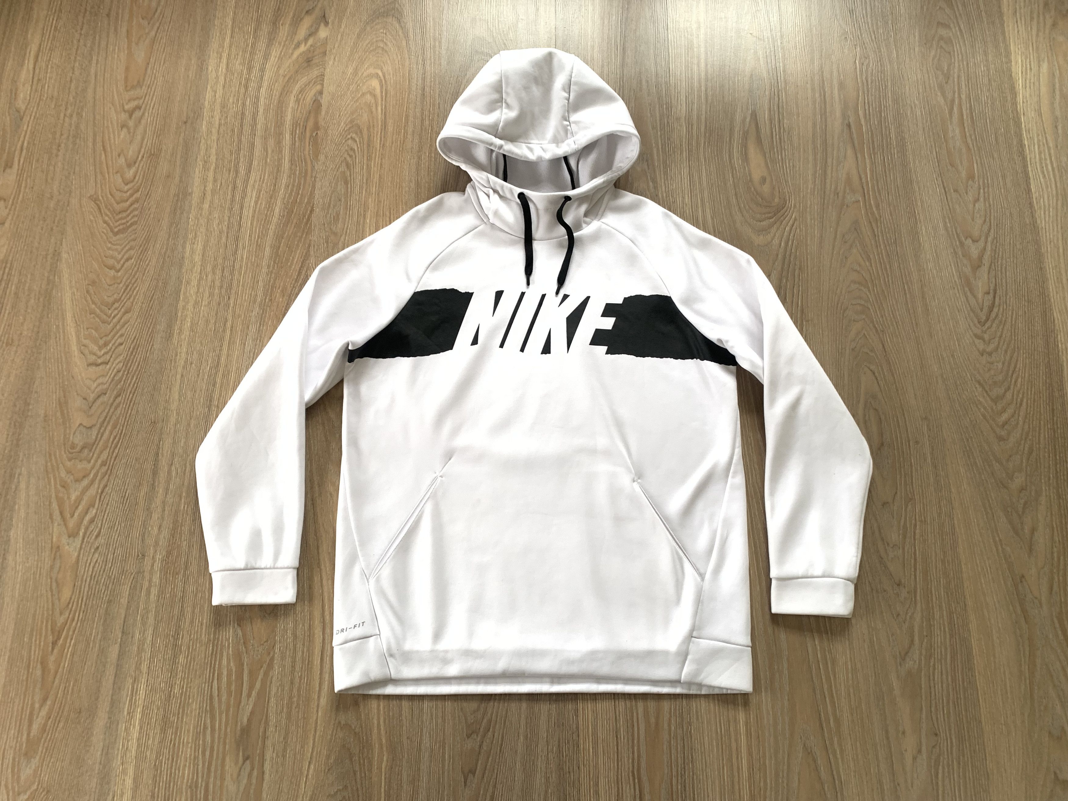 Nike Nike Dri-FIT White Big Logo Printed Hoodie Size US L / EU 52-54 / 3 - 1 Thumbnail
