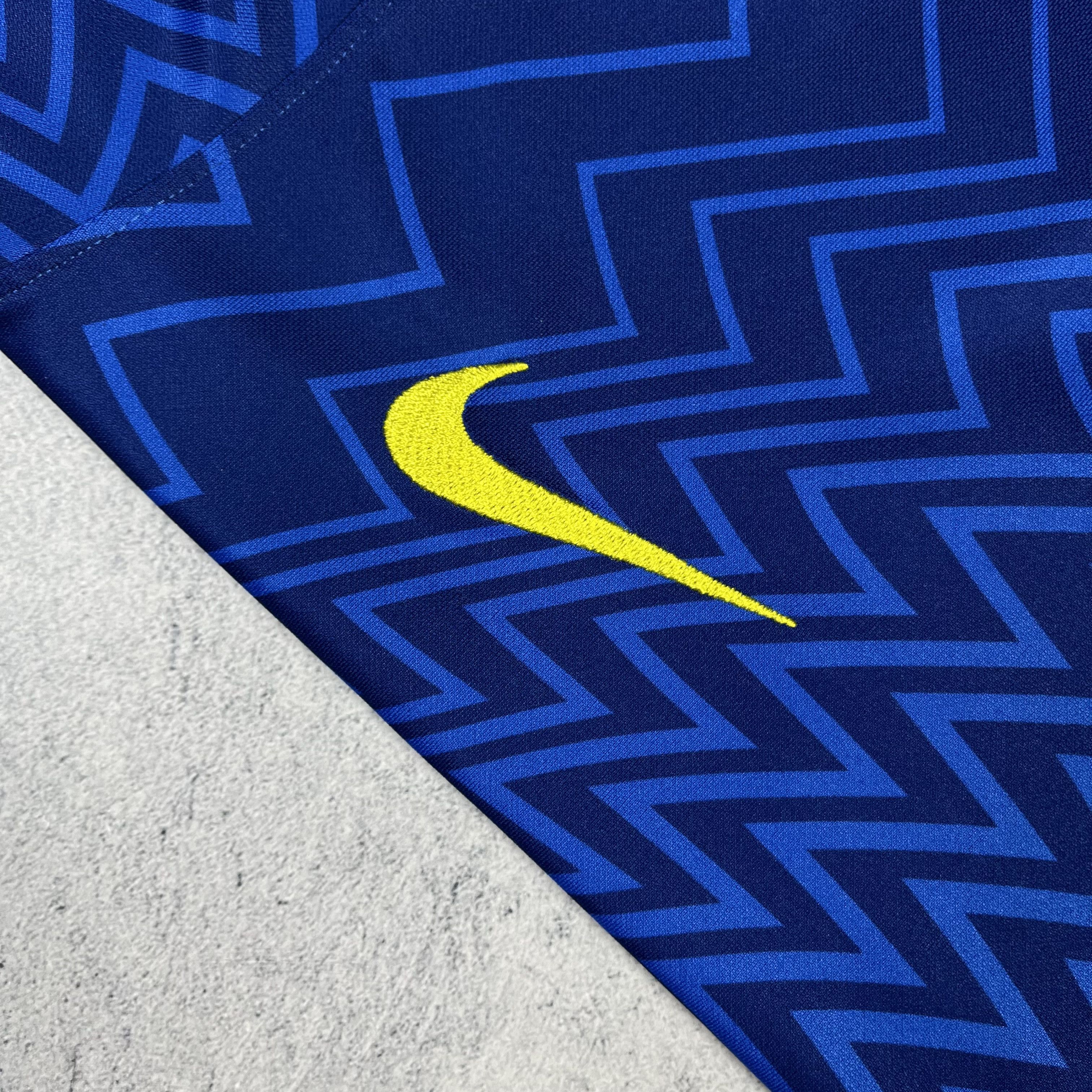 Nike FC Chelsea Nike Home Kit Soccer Jersey Shirt 2021/2022 Size US S / EU 44-46 / 1 - 12 Thumbnail