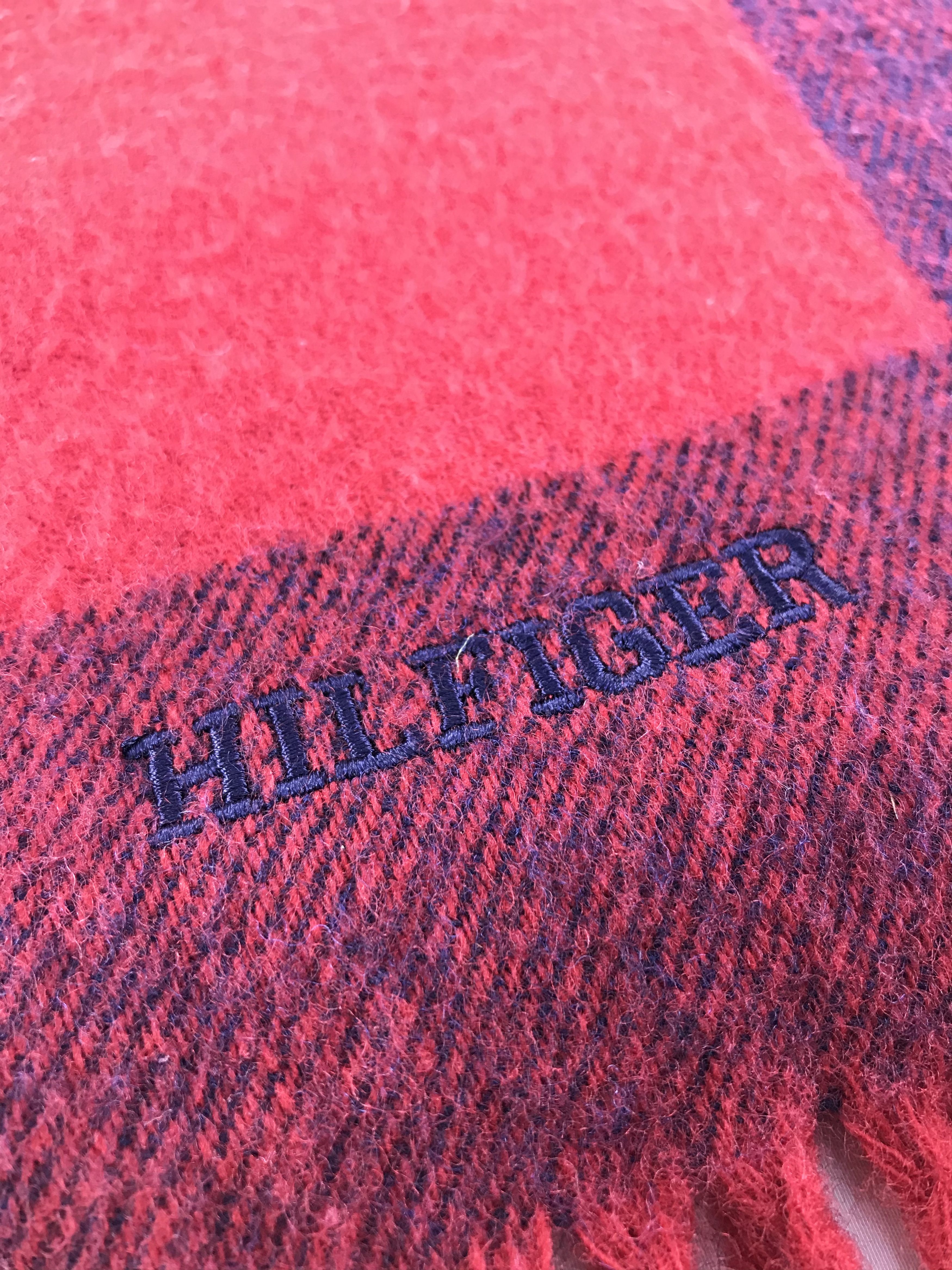 Tommy Hilfiger Vintage Tommy Hilfiger Scarf/Muffler/Neckwear MF1032 Size ONE SIZE - 6 Thumbnail