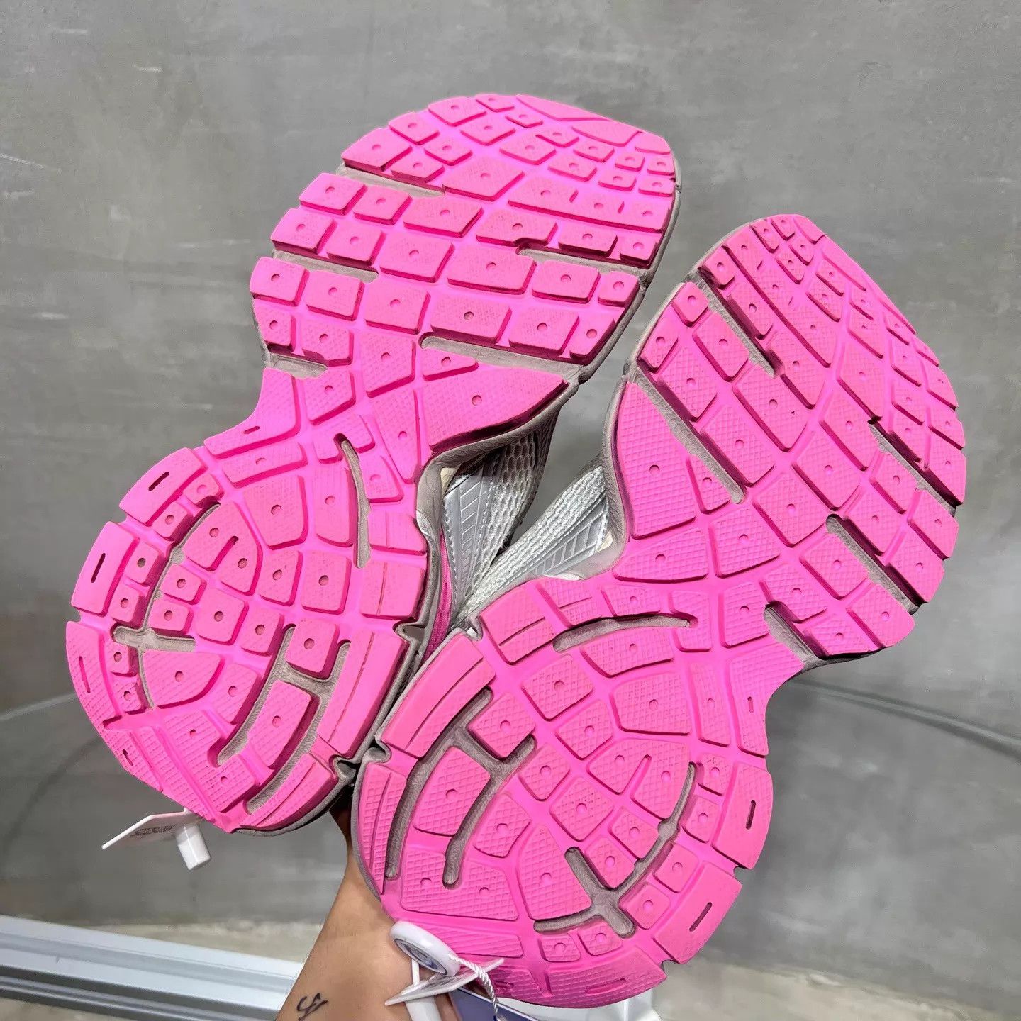 Balenciaga BLCG women's dad sneaker silver pink 36 Size US 6 / IT 36 - 7 Thumbnail