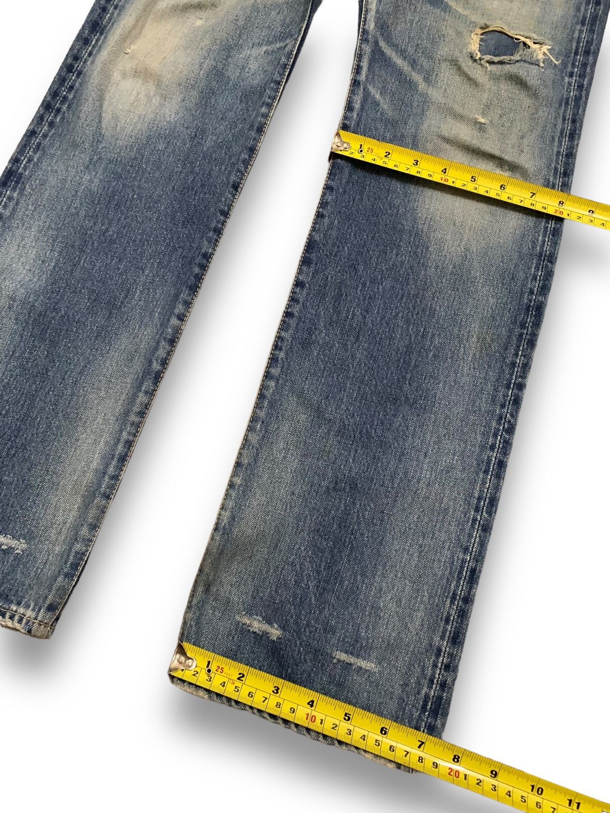 Hysteric Glamour Vintage Hysteric Glamour Selvedge Studded Distressed Jeans Size US 31 - 19 Thumbnail