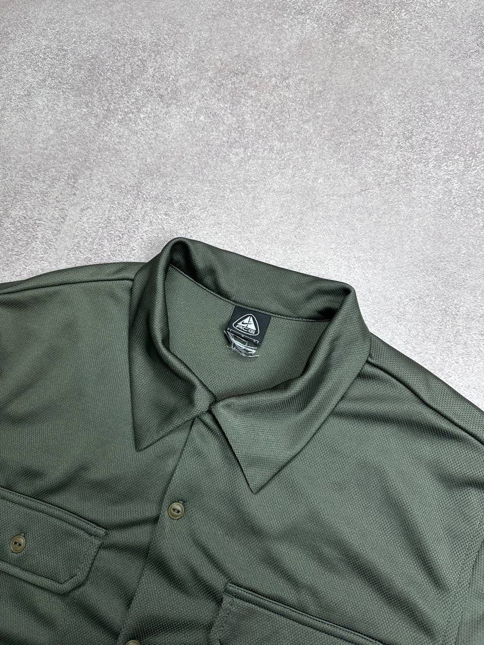 Nike ACG Vintage Nike ACG Button Tactical Shirt Y2K L Size US L / EU 52-54 / 3 - 4 Thumbnail
