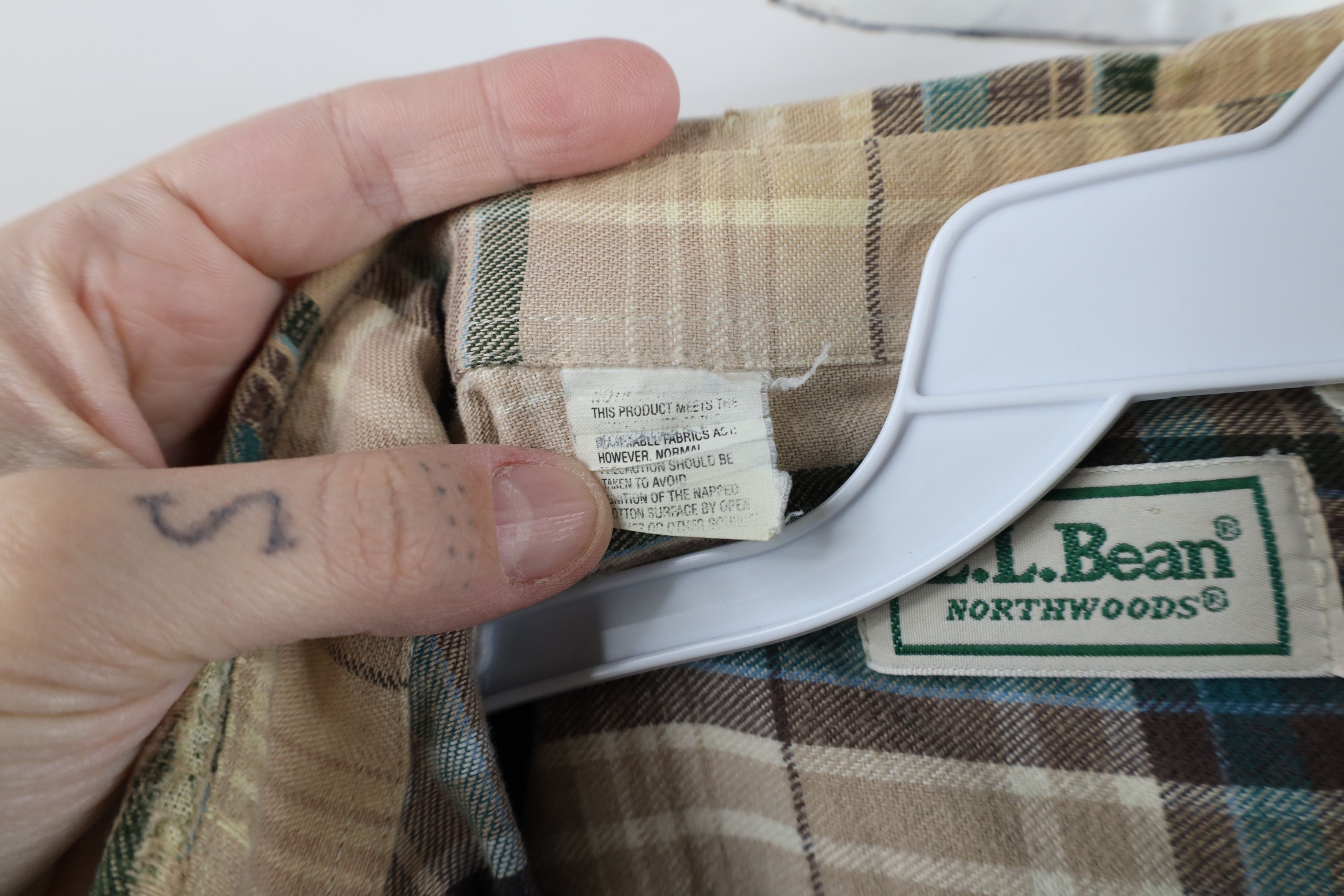 L.L. Bean × Vintage Vintage 90s LL Bean Flannel Collared Button Down Shirt Plaid Size US L / EU 52-54 / 3 - 11 Thumbnail