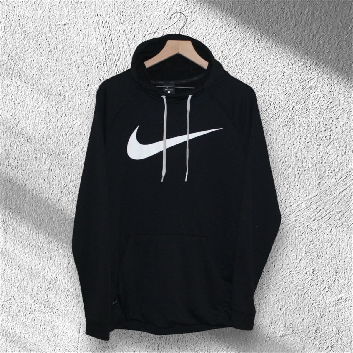 Nike Nike Men’s Training Dri-Fit Hoodie Black Large Size US L / EU 52-54 / 3 - 1 Thumbnail