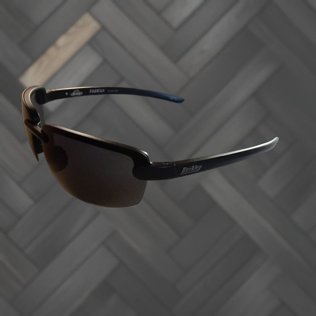 Vintage BERKLEY Polarized Black Wrap Sunglasses Men Size ONE SIZE - 1 Thumbnail