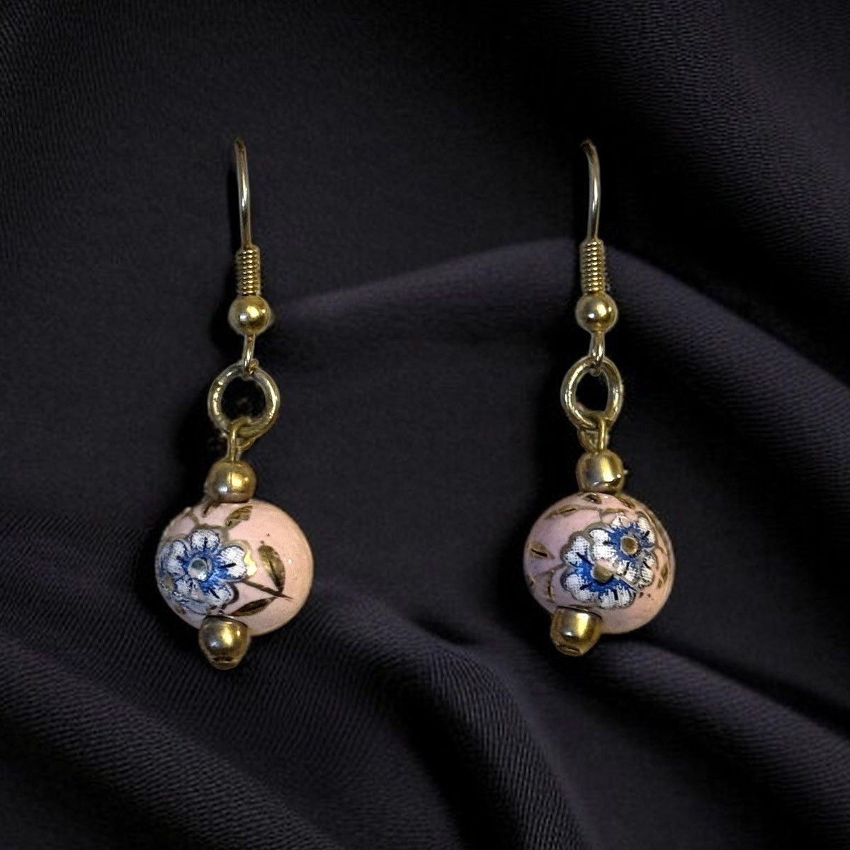 Other Pink porcelain floral bead dangle earrings Size ONE SIZE - 1 Thumbnail