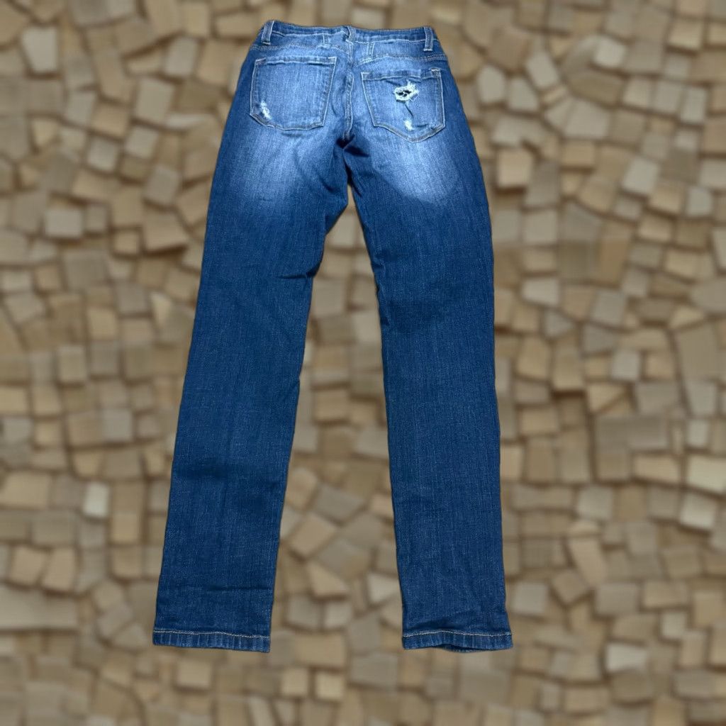 Vintage KanCan Maurices Jeans Women's Size 26 Blue Denim Ripped Skinny Jeans 5-Pocket Regular Rise Inseam 27 in Size 26" / US 2 / IT 38 - 1 Thumbnail