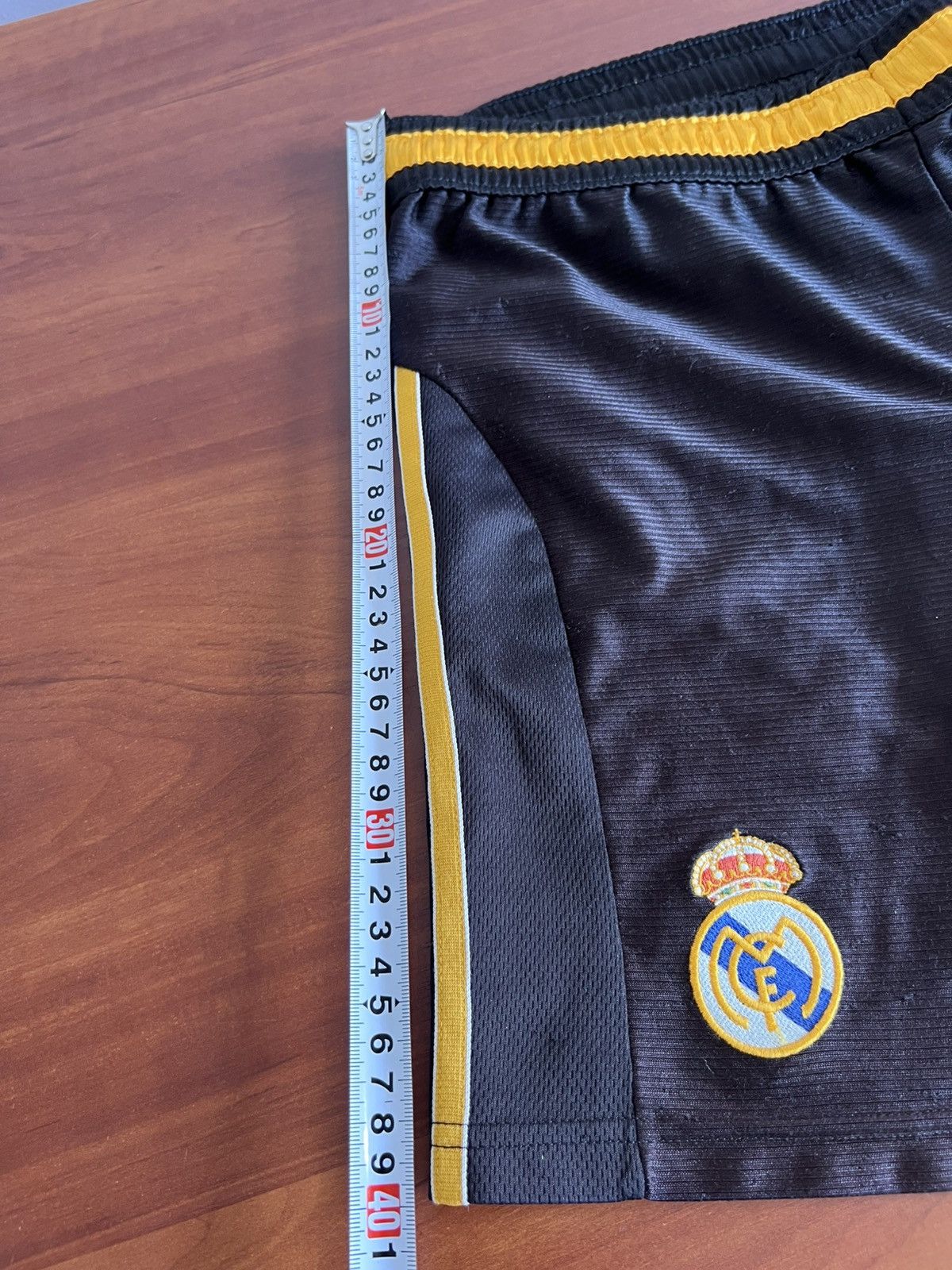 Adidas Adidas Real Madrid Soccer Shorts Men’s Black Size L Size US L / EU 52-54 / 3 - 13 Thumbnail