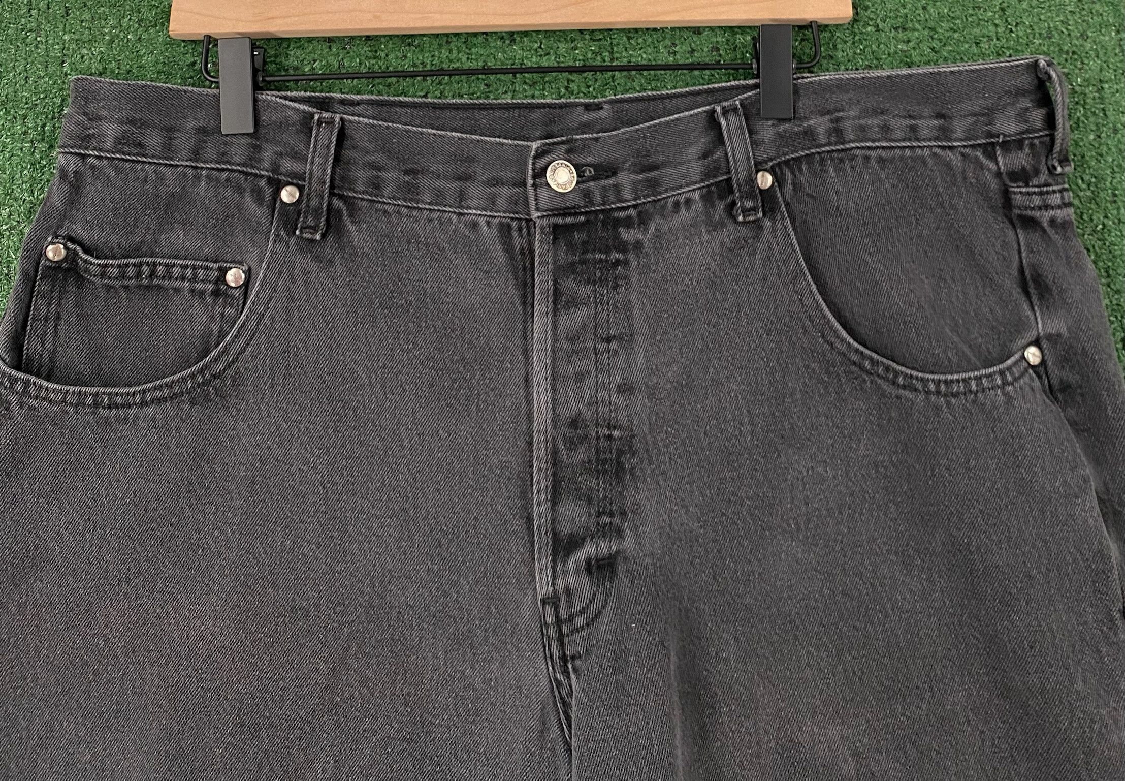 Vintage 90’s Brittania Black Button Fly Denim Jean Shorts Jorts 39 Size US 39 - 2 Thumbnail
