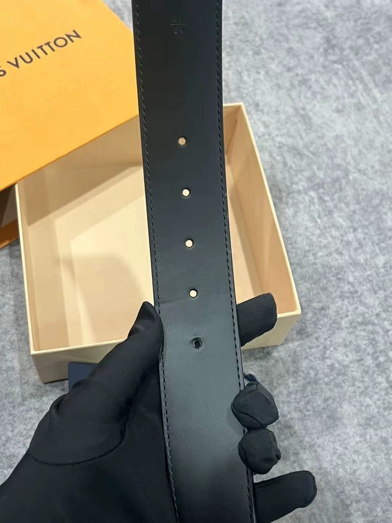 Louis Vuitton Louis Vuitton Black Leather Belt-2506 Size ONE SIZE - 6 Thumbnail