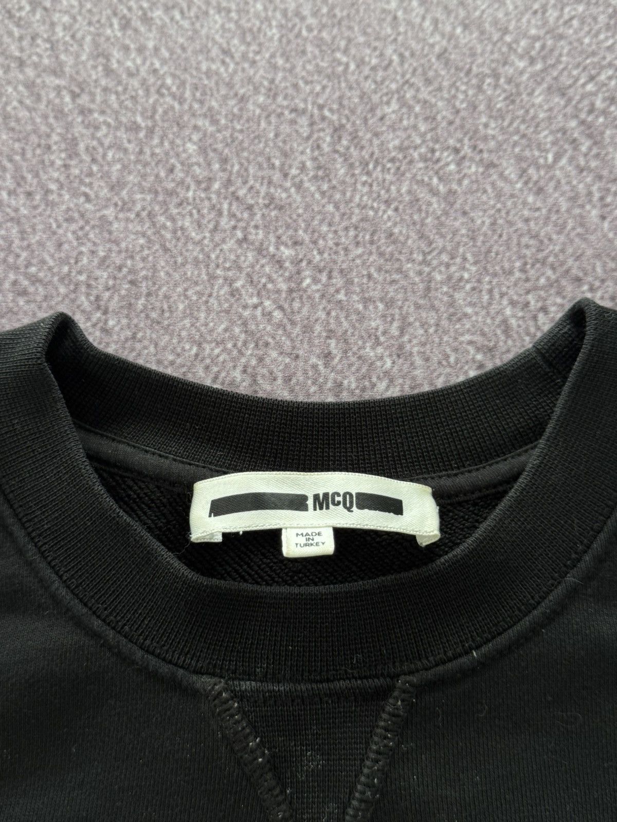 Alexander McQueen Alexander McQueen MCQ Men's Velvet Logo Sweatshirt Size US M / EU 48-50 / 2 - 7 Thumbnail