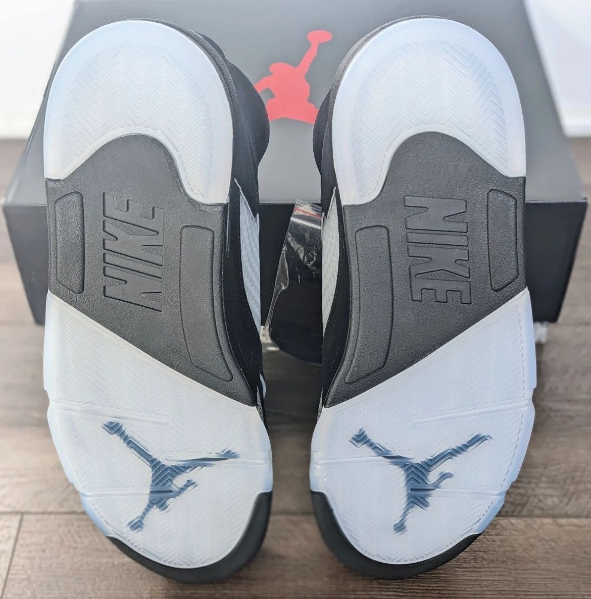Jordan Brand Jordan 5 OG “Black Metallic” Reimagined Size US 12 / EU 45 - 5 Thumbnail