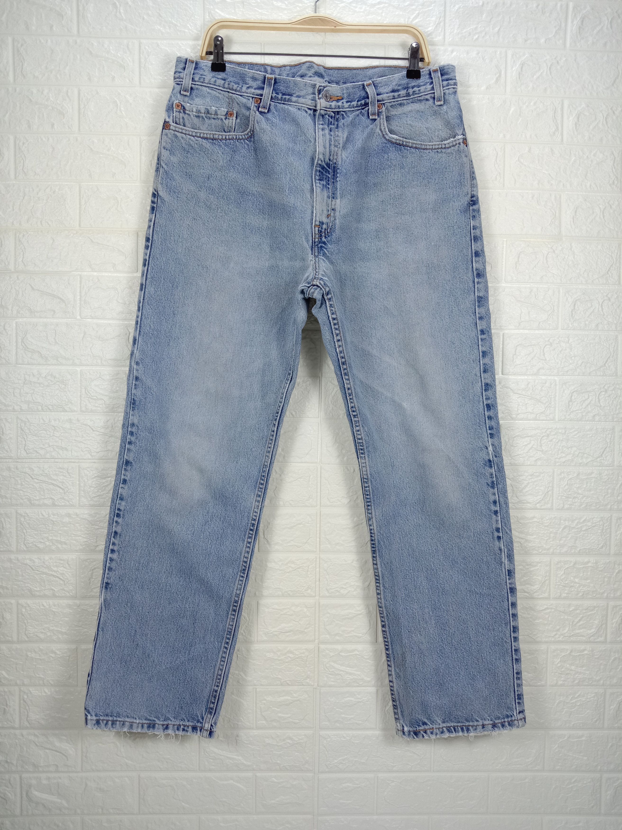 Levi's Vintage Levi's 505 Jeans Light Wash Regular Fit Denim Size US 36 / EU 52 - 1 Thumbnail