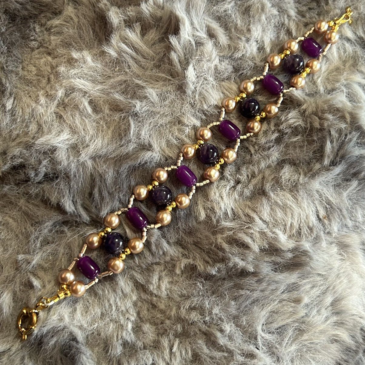 Handmade Handcrafted light champagne Czech glass pearl bracelet Size ONE SIZE - 8 Thumbnail