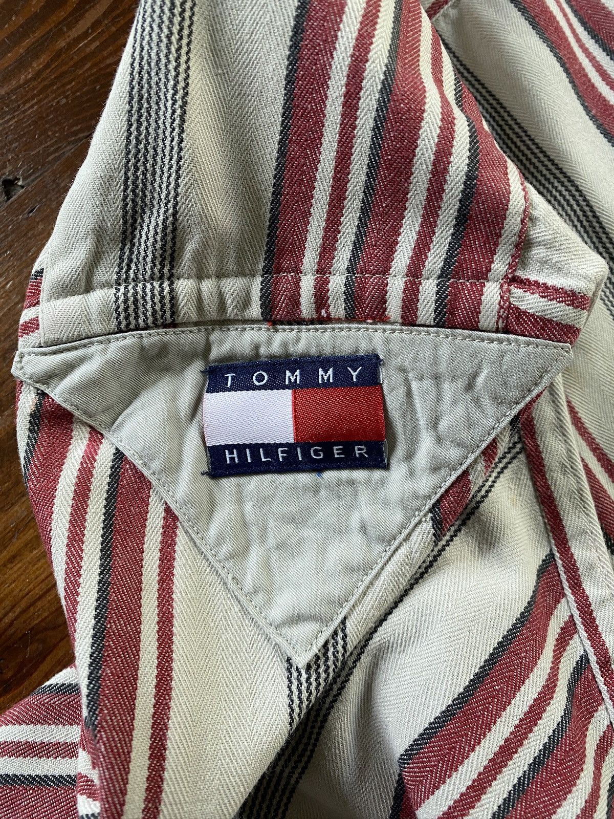 Tommy Hilfiger Vintage 90’s Tommy Hilfiger Motorcycle Standing Collar Shirt Size US XL / EU 56 / 4 - 16 Thumbnail