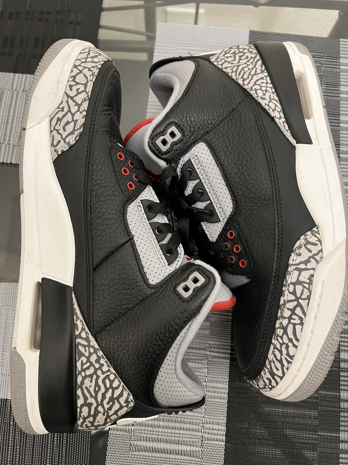 Jordan Brand × Nike Jordan 3 black cement(2018) Size US 10 / EU 43 - 3 Thumbnail