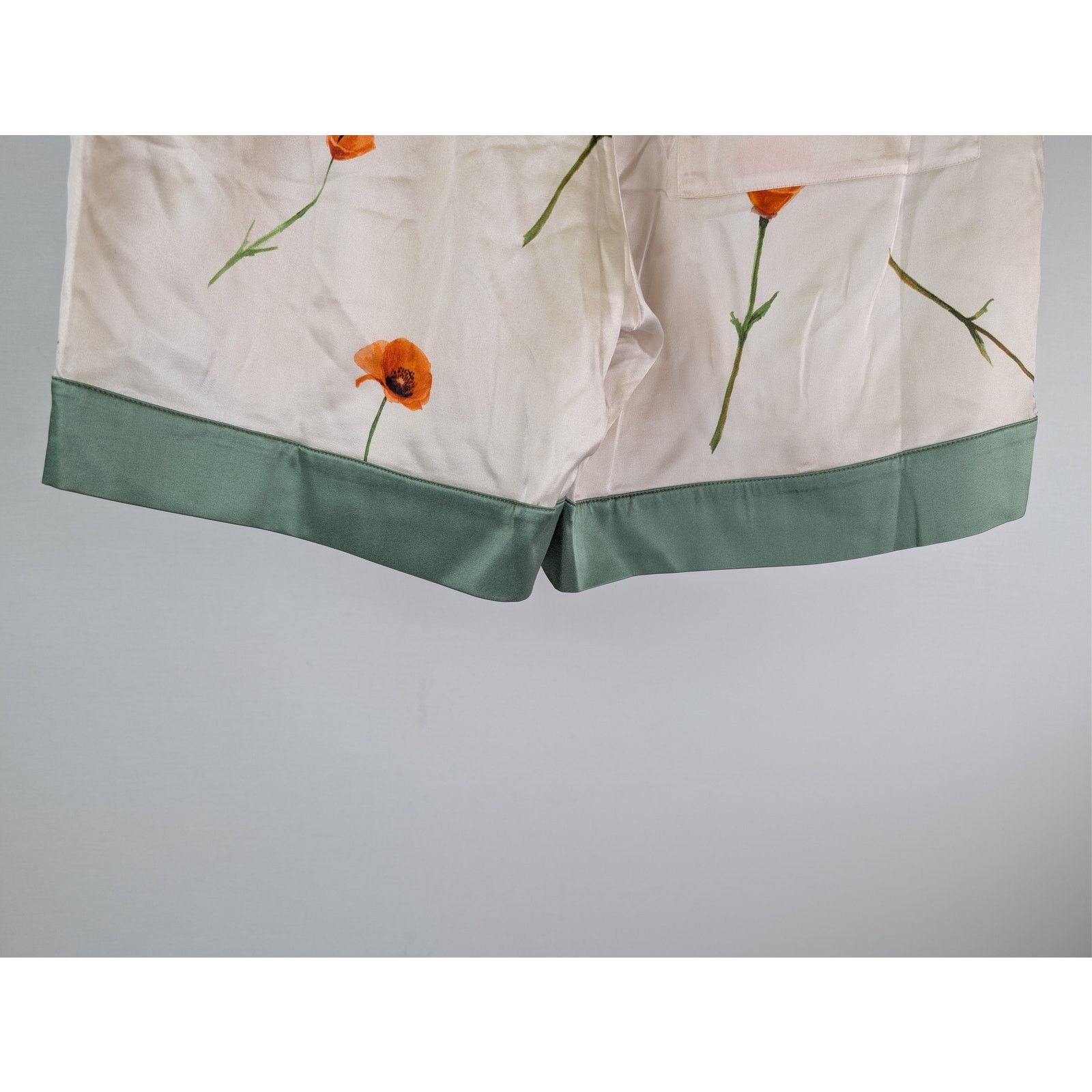 Nahmias o1rshd1 CC20 Colorblock Poppy Silk Shorts in Poppy/Ivory Size US 32 / EU 48 - 10 Thumbnail