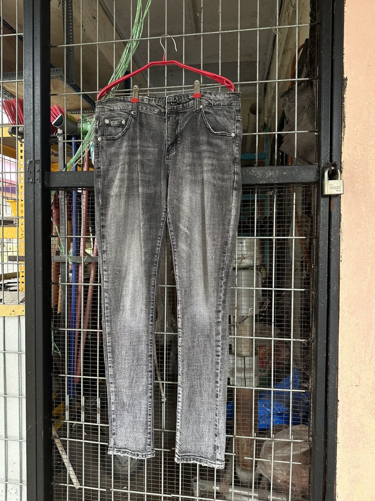 Dolce & Gabbana 👹Vintage Dolce & Gabbana Washed Slim-Fit Jeans Size US 32 / EU 48 - 5 Thumbnail