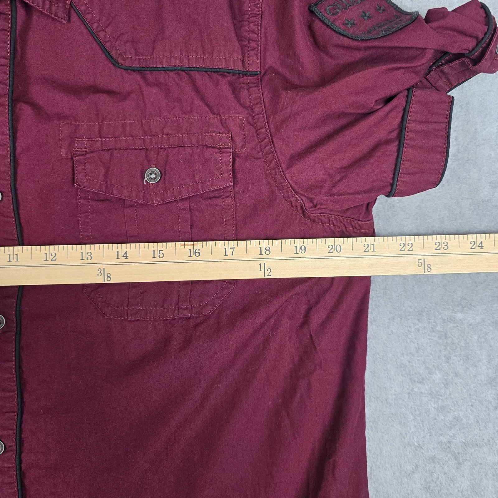 Guess Guess Large Maroon Shirt Black Stitched Logo Sleeve Patch Size US L / EU 52-54 / 3 - 14 Thumbnail
