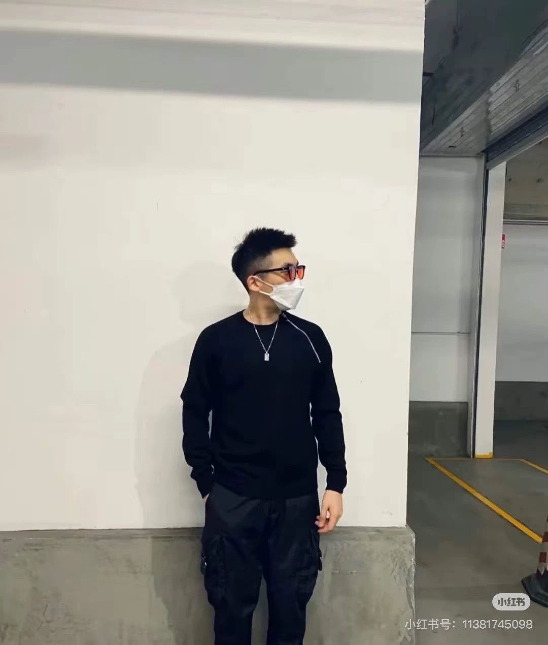 Dior black irregular zip-up sweater by Dior Size US S / EU 44-46 / 1 - 7 Thumbnail