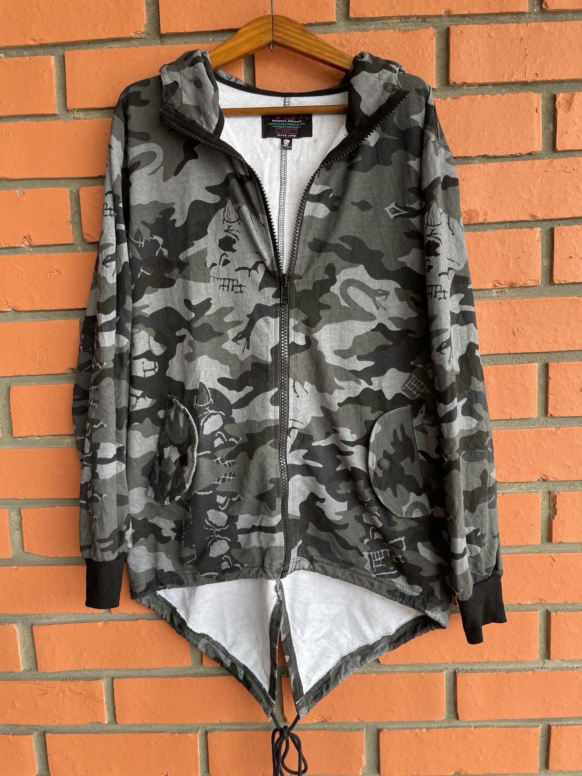 Mishka Streetwear death skull Fishtail hooded camouflage