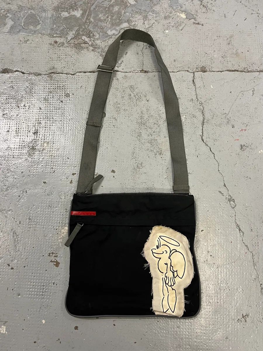Prada AW2004 Prada Black Nylon Contemporary Shoulder Bag Size ONE SIZE - 1 Thumbnail