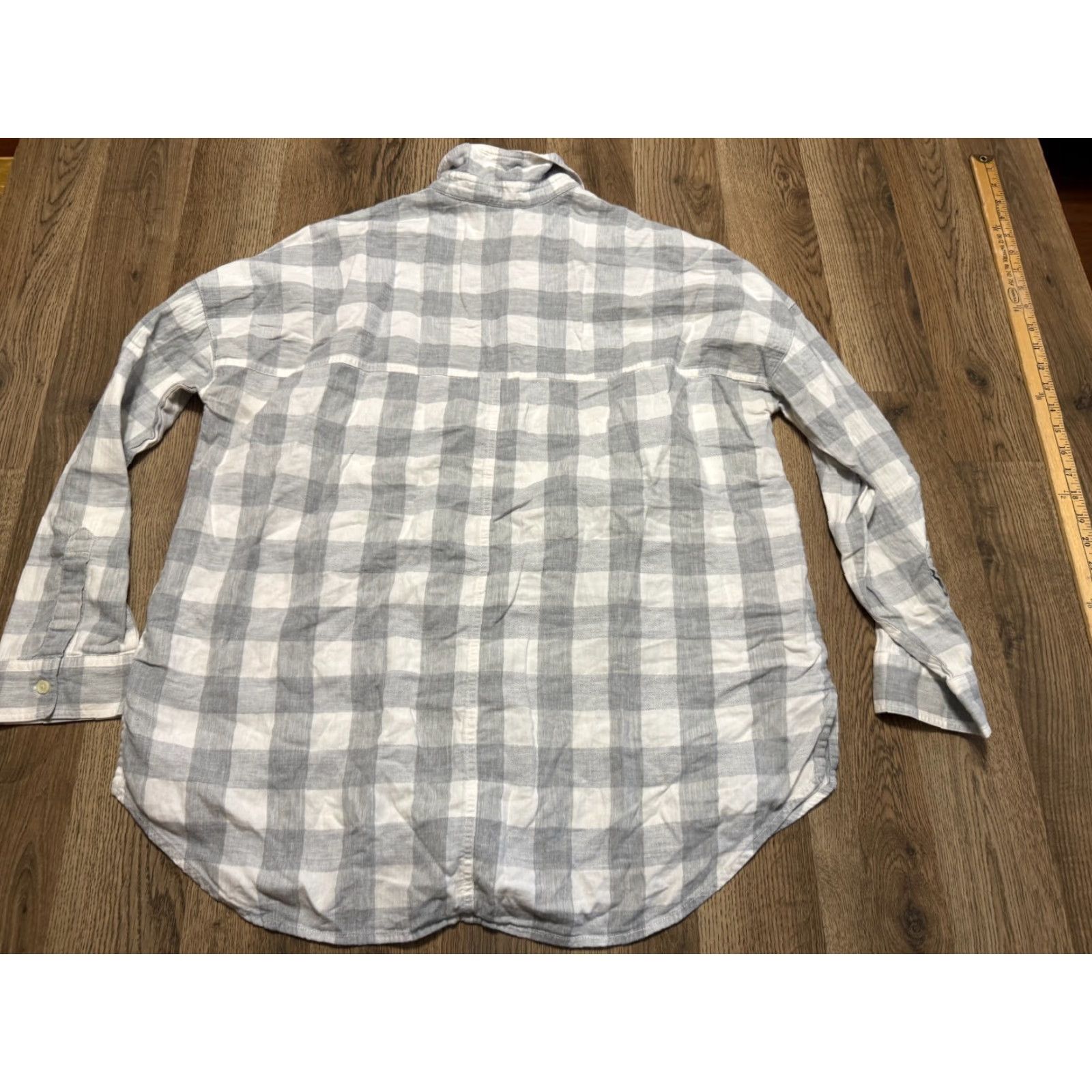 Old Navy Old Navy Shirt Women's XL Grey White Plaid Long Sleeve Button Up The Boyfriend Size XL / US 12-14 / IT 48-50 - 2 Thumbnail