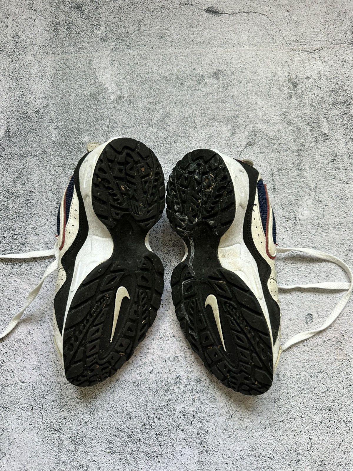 Nike Vintage Nike Low Sneaker Og 1997 Streetwear Hype Retro Fit Size US 7 / IT 37 - 7 Thumbnail