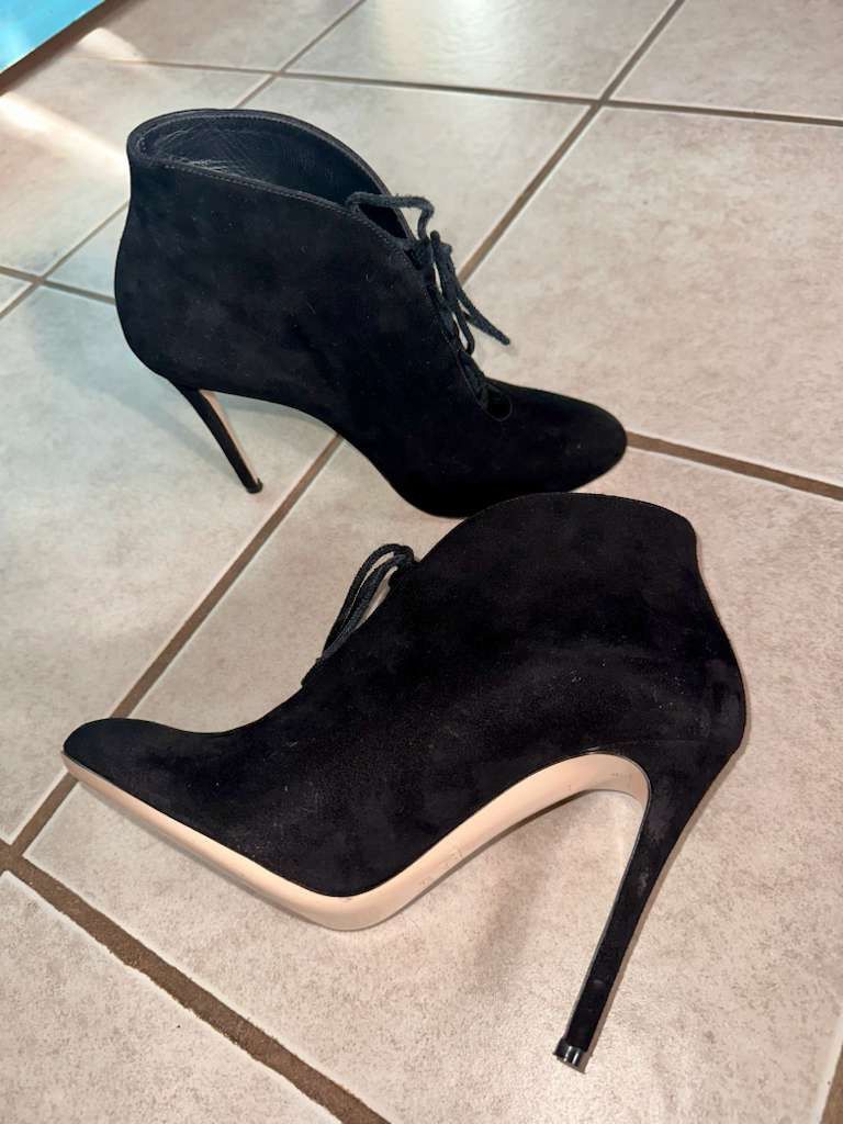 Other DEIMILLE black suede ankle booties Size US 6.5 / IT 36.5 - 5 Thumbnail