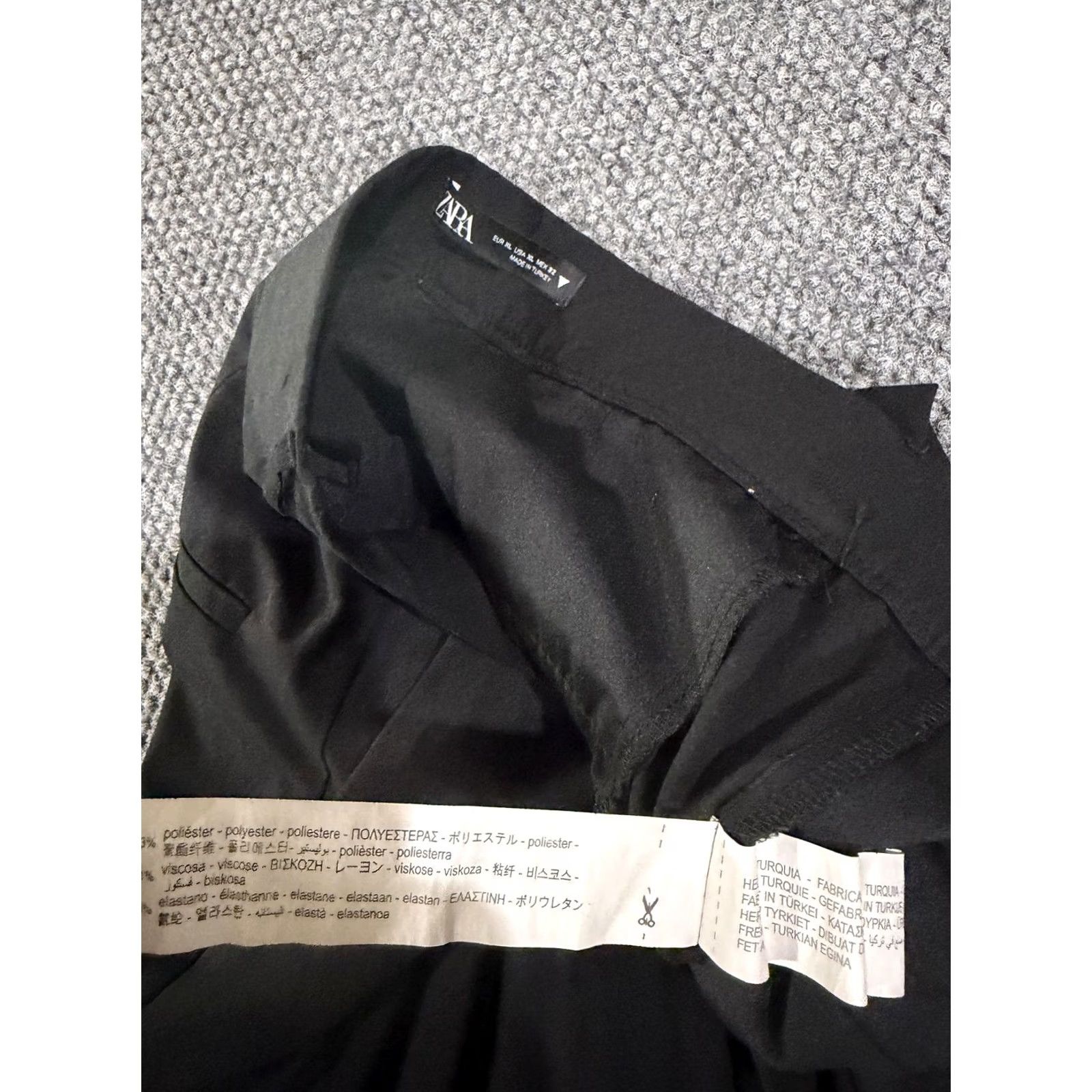 Zara Zara Pants Womens XL Black Pleated Wide Leg Cropped Dress Trousers Stretch Twill Dress Pants Pockets Relaxed Front Zip Front Pleats Size 40" / US 18 - 7 Thumbnail