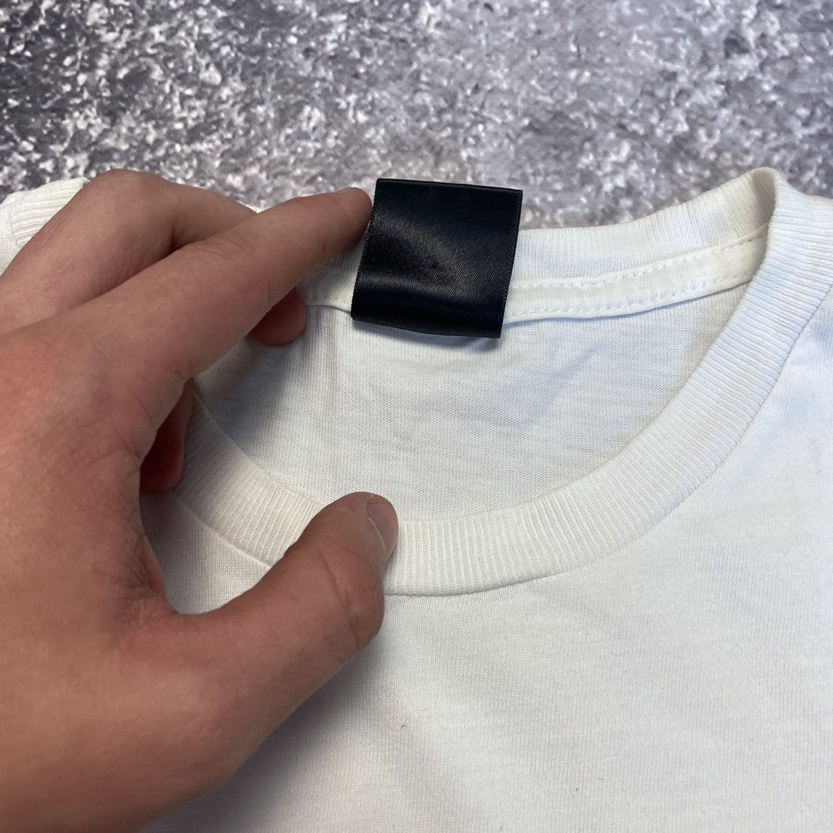 Oakley Vintage Oakley Softwear Monogram logo white y2k tee Size US M / EU 48-50 / 2 - 8 Thumbnail