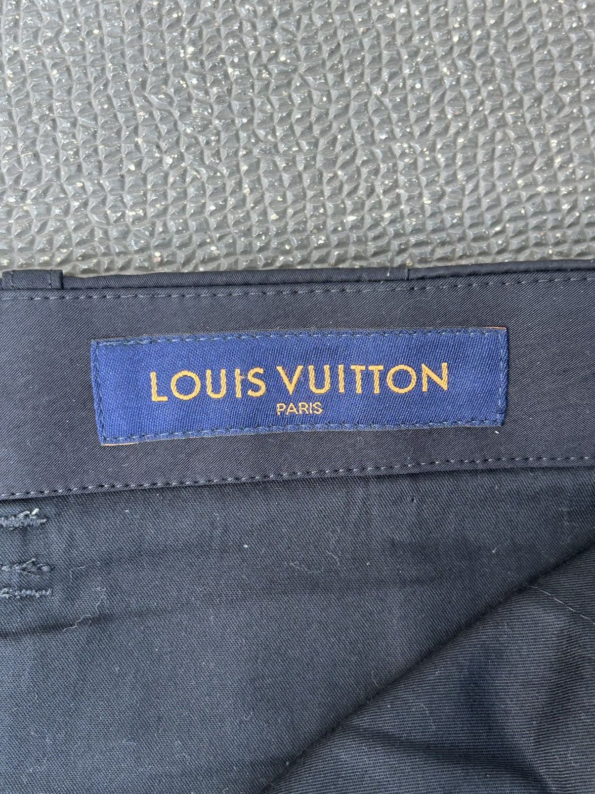 Louis Vuitton Louis Vuitton virgil multi pocket cargo trousers Size US 34 / EU 50 - 7 Thumbnail