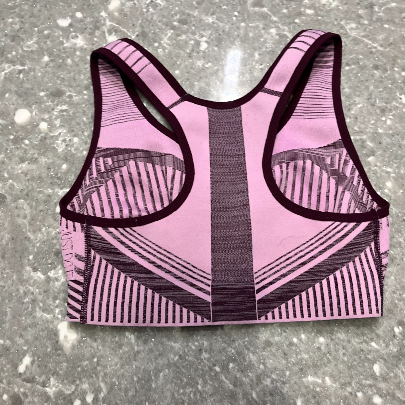 Nike NIKE Breath SPORTS Bra Burgundy XS Womens Sports Bra Dri-FIT High Support Racerback Pullover Wireless Full Coverage Size ONE SIZE - 3 Thumbnail