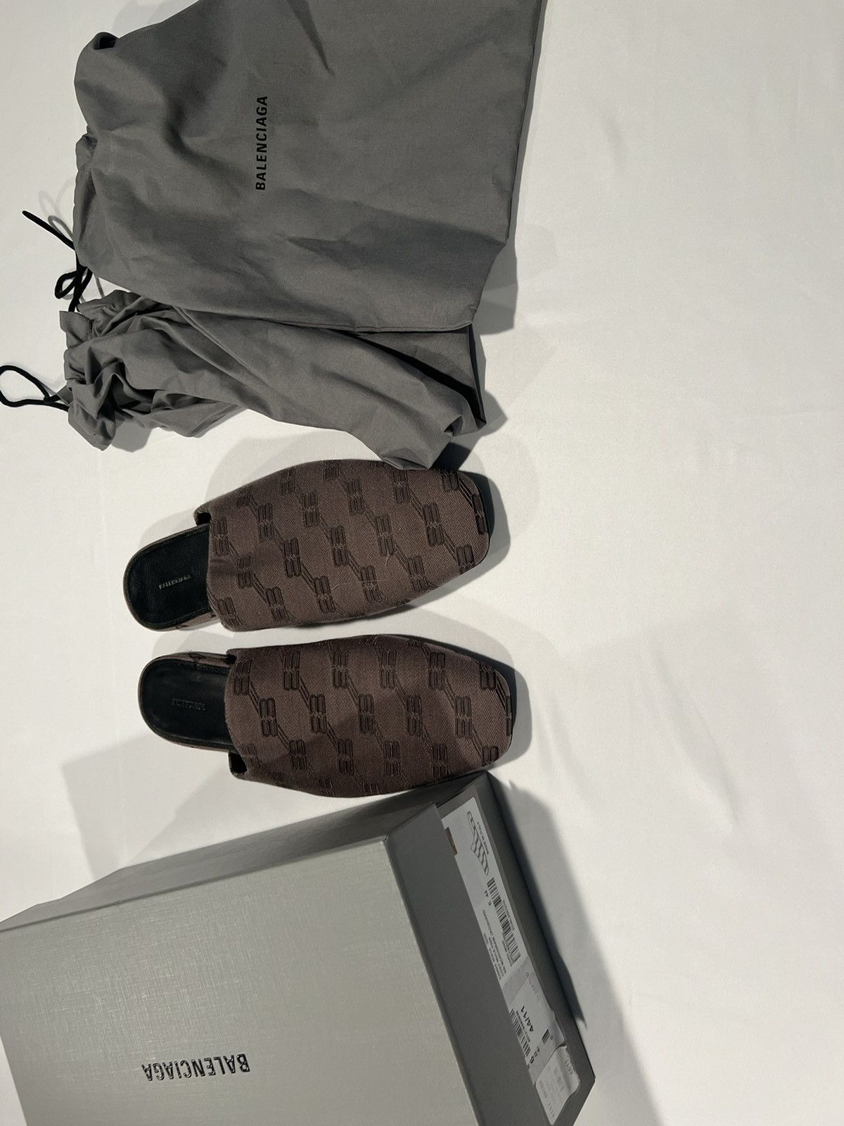 Balenciaga Balenciaga mens slides. 44/11. $690 Size US 11 / EU 44 - 1 Thumbnail