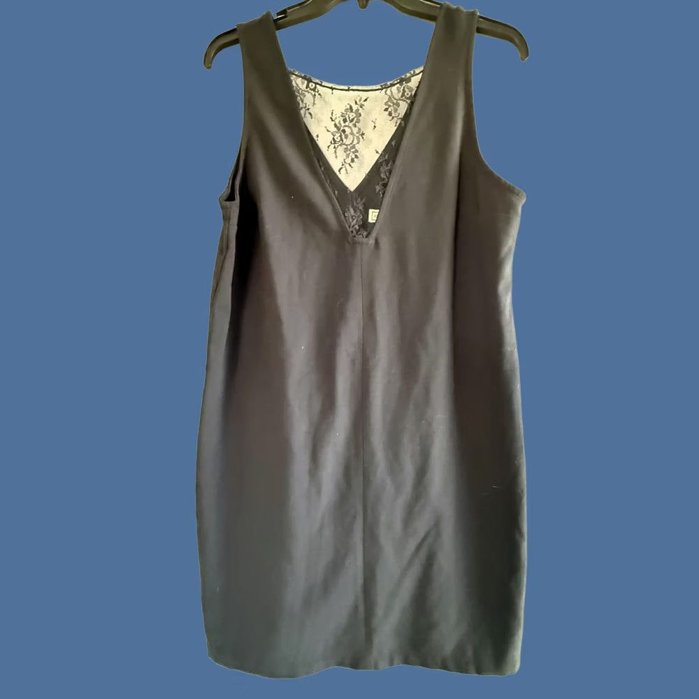 Abercrombie & Fitch Abercrombie & Fitch Dress Womens Medium Black Lace V Neck Tank Shift Party Size M / US 6-8 / IT 42-44 - 1 Thumbnail