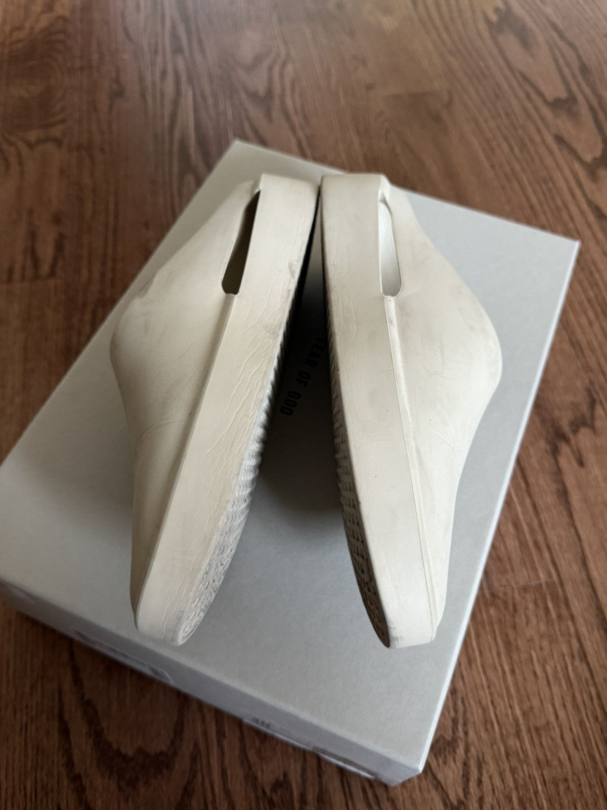 Fear of God Fear of God The California Slip Ons 1.0 size 40 (fits an 8) Size US 7 / EU 40 - 5 Thumbnail