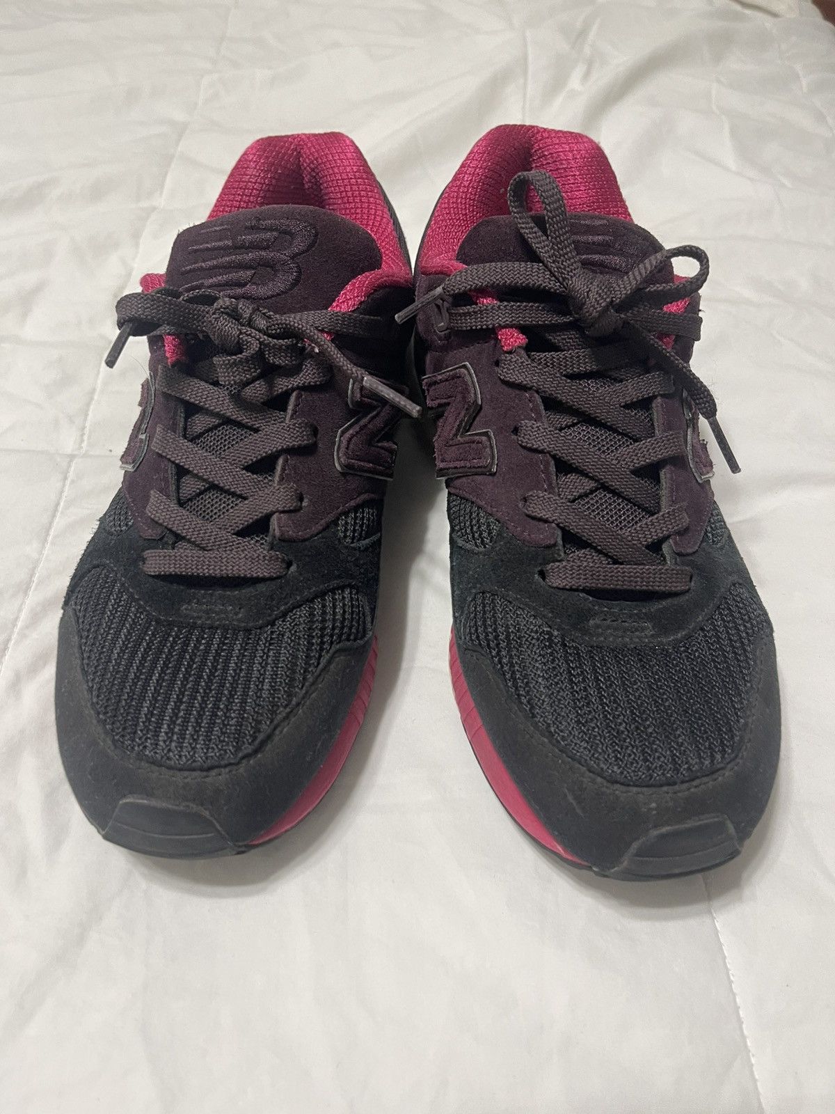 New Balance New Balance 530 “BlackBerry” Size US 9.5 / EU 42-43 - 3 Thumbnail