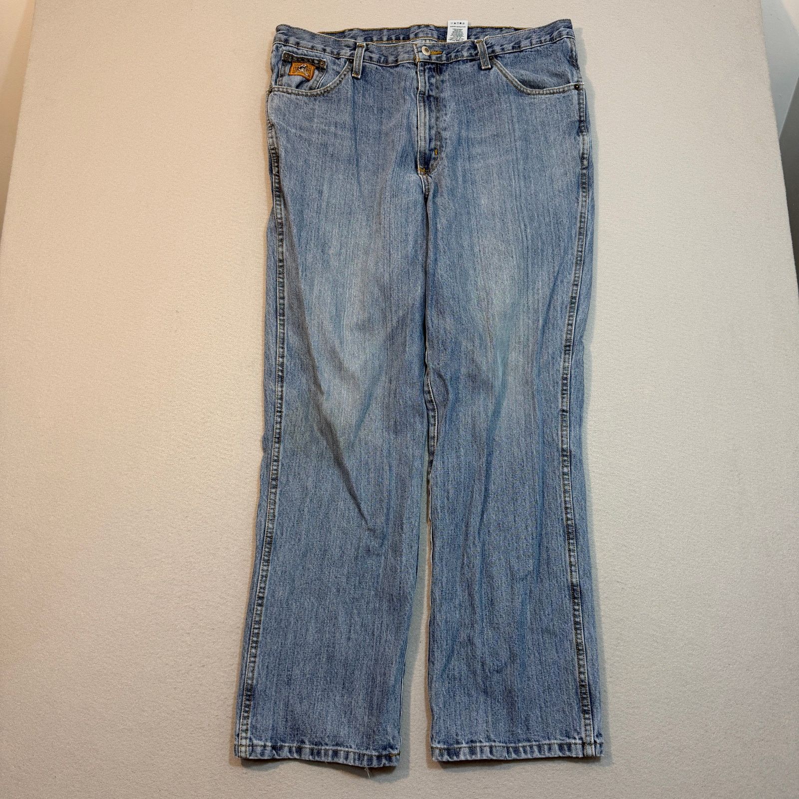 CINCH Cinch Bronze Label Jeans Men's 38x32 Blue Faded Denim Size US 38 / EU 54 - 1 Thumbnail