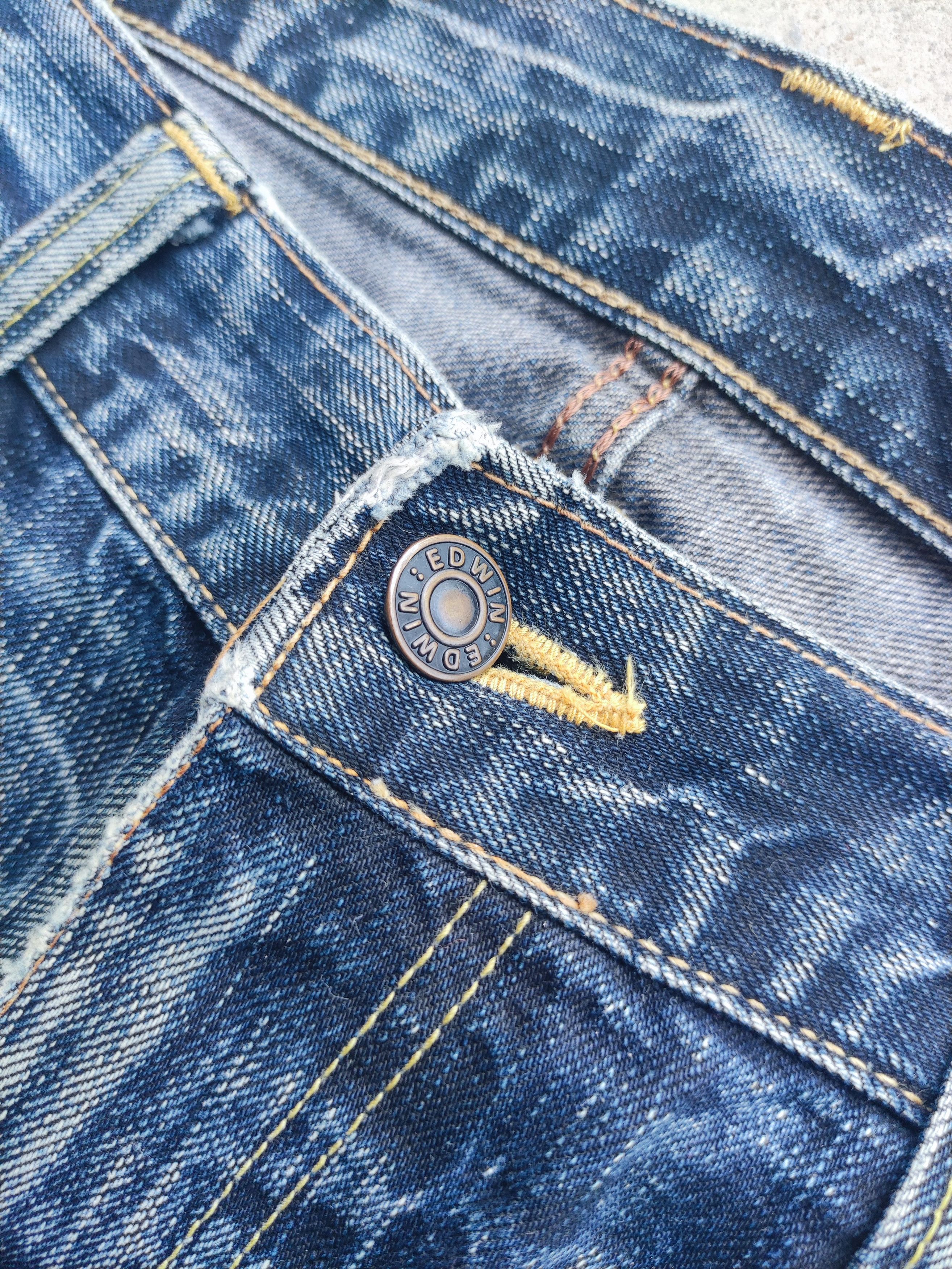 Edwin Vintage Edwin Brand Faded Distressed Ripped Denim Pants Size US 40 / EU 56 - 5 Thumbnail